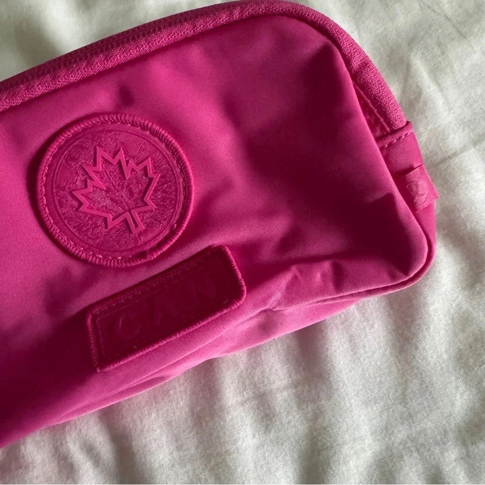 🆕🇨🇦 Lululemon Team Canada Future Legacy Mini Belt Bag Sonic Pink